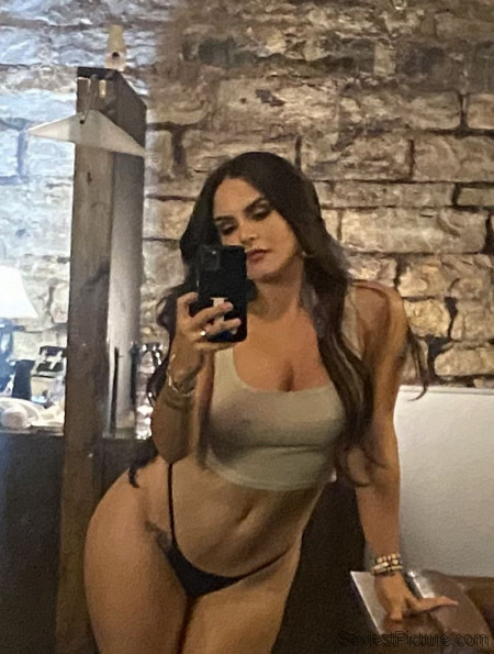 JoJo Levesque Big Tits