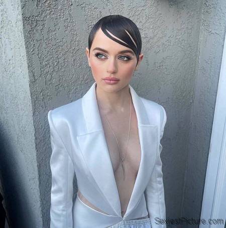 Joey King Boobs