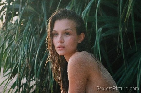 Josephine Skriver Topless