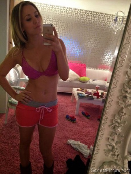 Kaley Cuoco lingerie selfie leaked