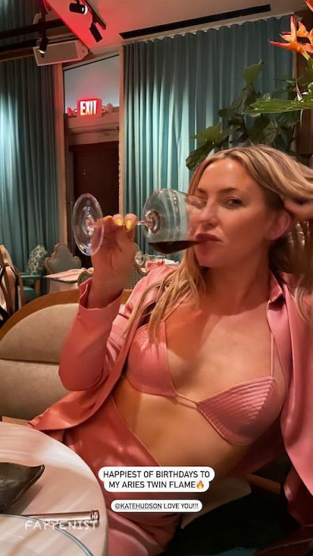 Kate Hudson Big Tits Birthday