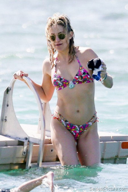 Kate Hudson in a bikini