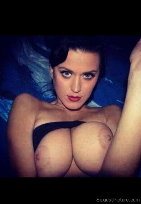 Katy Perry nude naked topless selfie huge boobs big tits fappening leaked