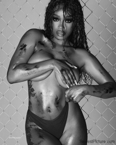 Keke Palmer Topless and Sexy