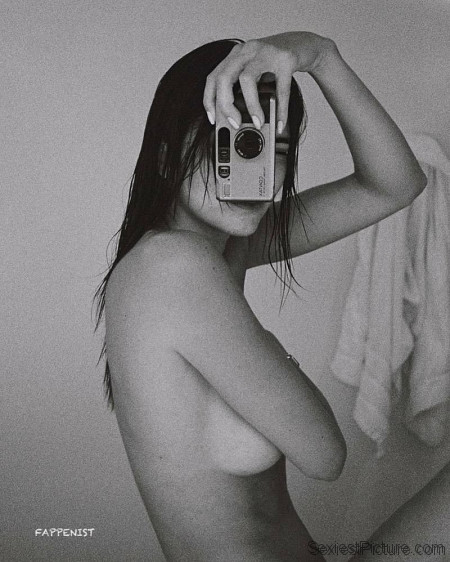 Kendall Jenner Topless Tits