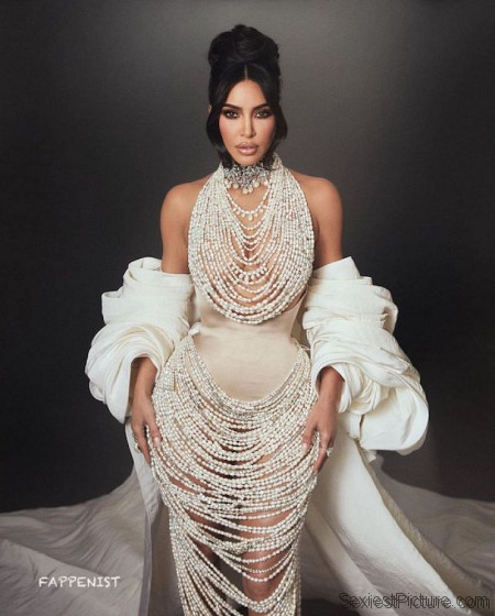 Kim Kardashian Big Tits