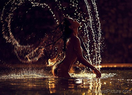 Kourtney Kardashian naked Kourtney Kardashian naked