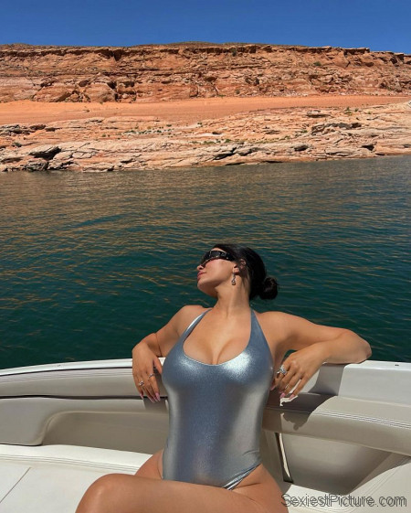 Kylie Jenner Big Tits