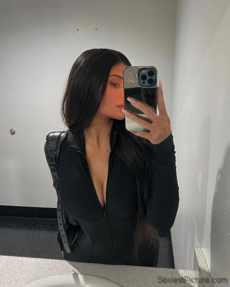 Kylie Jenner Tits