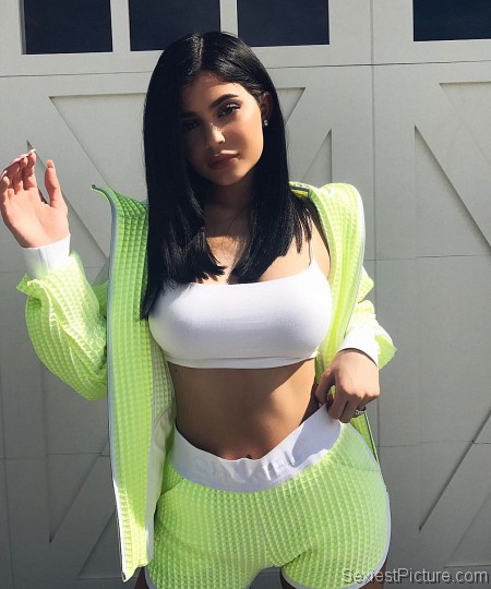 Kylie Jenner looking amazing in sports bra
