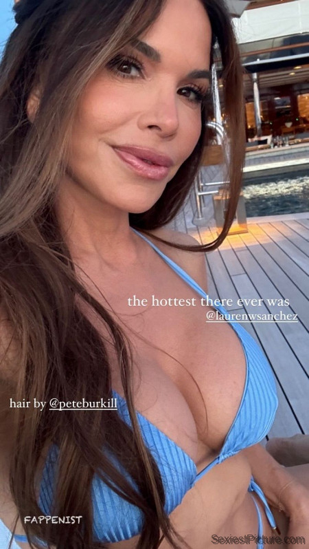Lauren Sanchez Tits