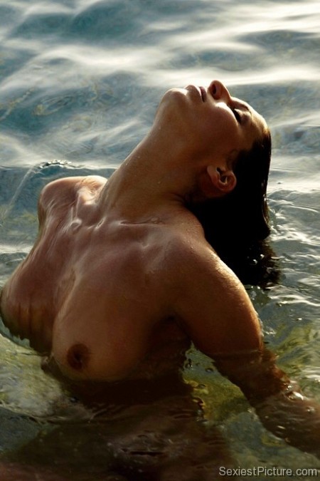 Laury Thilleman Nude Naked Boobs Big Tits Wet Swimming