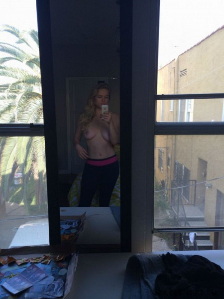 Leven Rambin Nude Photo Collection