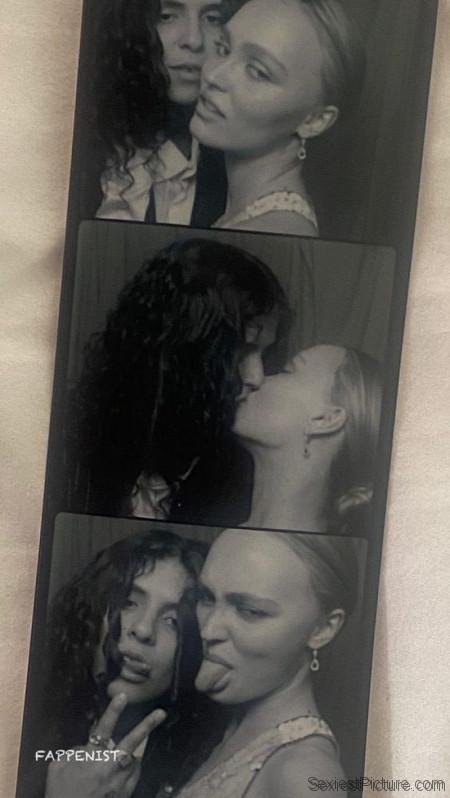 Lily-Rose Depp Lesbian Private Pics