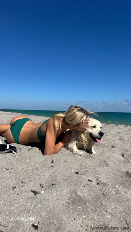 Livvy Dunne Sexy Ass at the Beach