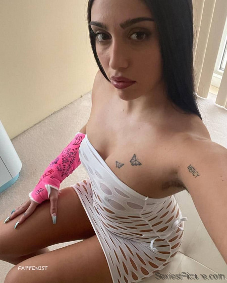 Lourdes Leon Sexy Tits and Ass Photo Dump