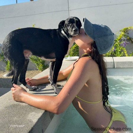 Maddie Ziegler Sexy Tits and Ass Thong Bikinis