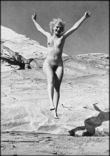 Marilyn Monroe nude naked boobs big tits pussy vintage