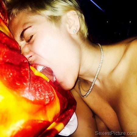 Miley Cyrus orgasm