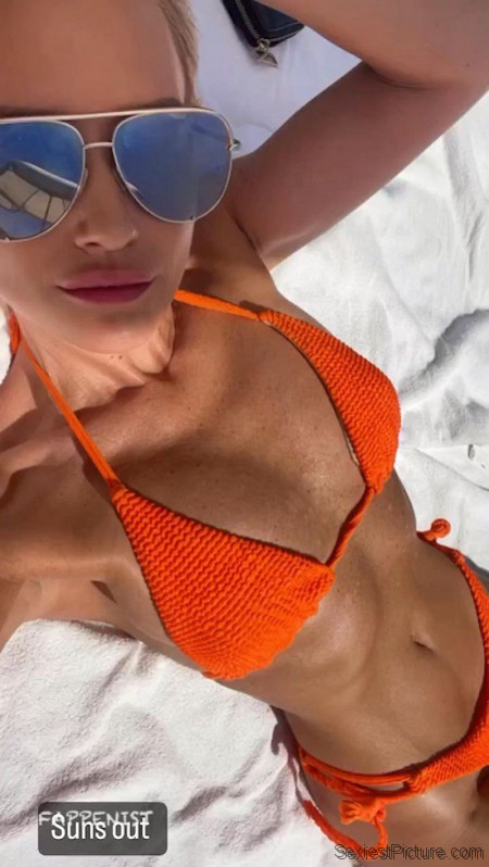 Nicky Whelan Big Tits Bikini Body