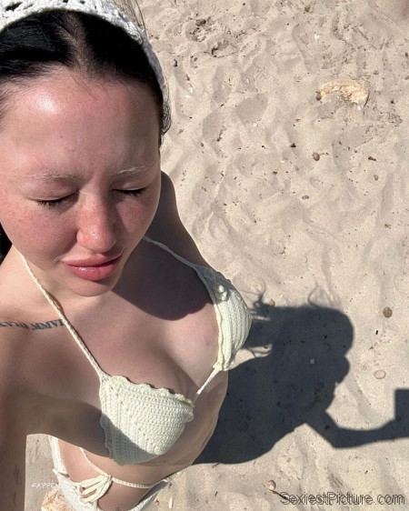 Noah Cyrus Big Tits Thong Bikini