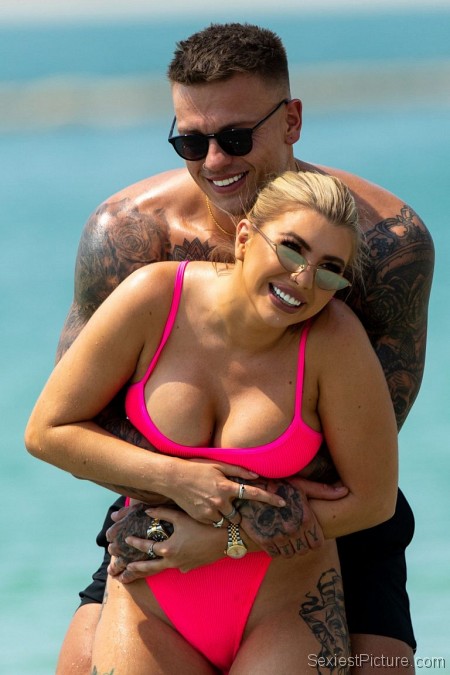 Olivia Buckland Sexy Bikini Cleavage