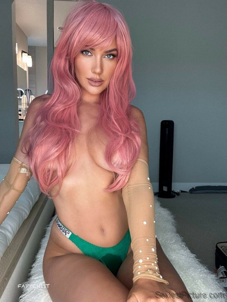 Paige Spiranac Nude in Bed