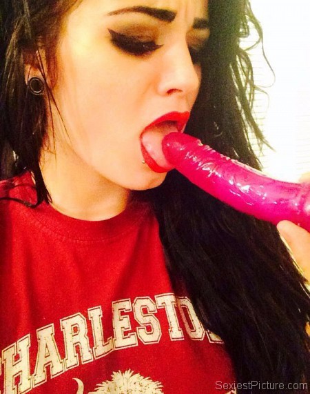 Paige WWE blowjob dildo selfie leaked