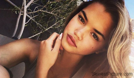 Paris Berelc Nude and Sexy Photo Collection