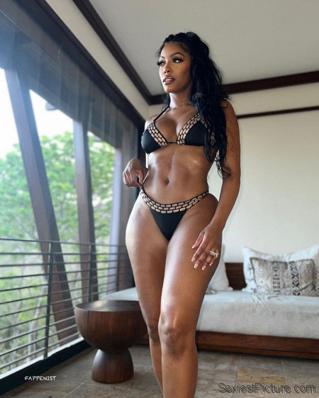 Porsha Williams Sexy Tits and Legs Bikini