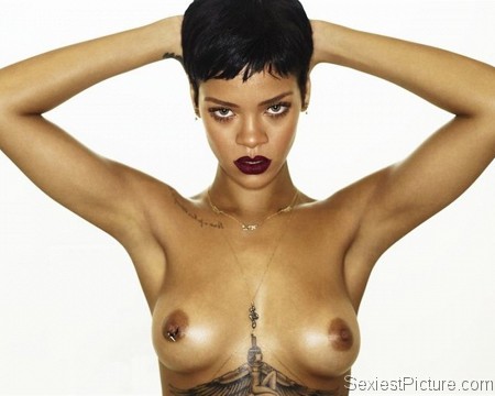 Rihanna nude leaked