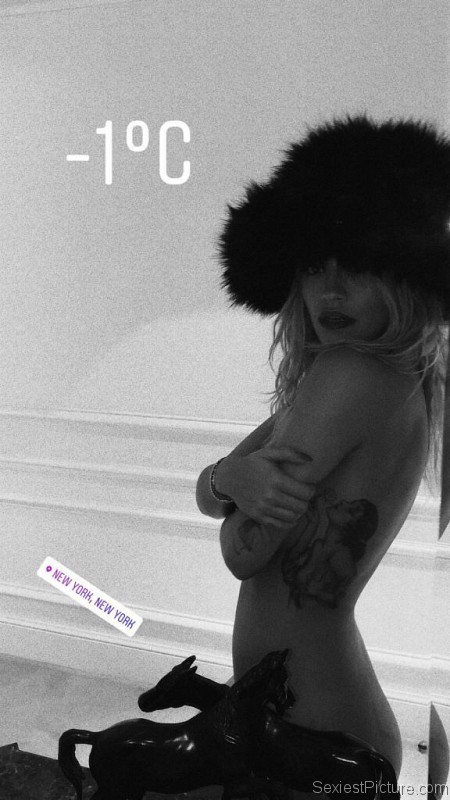 Rita Ora naked