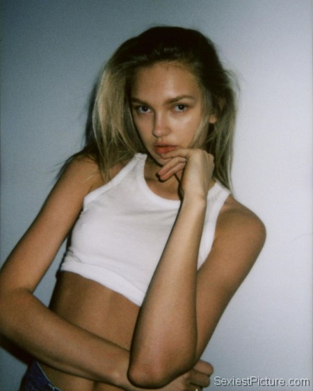 Romee Strijd Braless Boobs