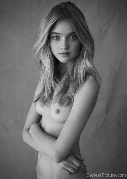 Rosie Tupper naked