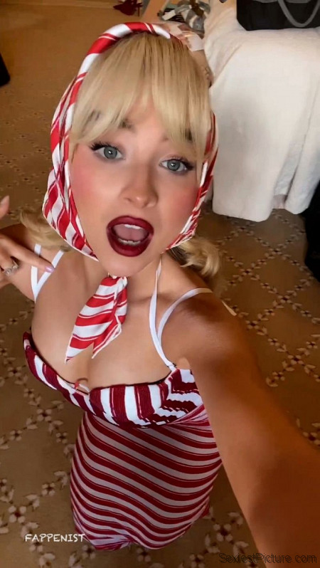 Sabrina Carpenter Showing Off Her Tits