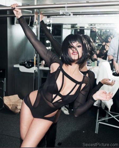 Selena Gomez sexy lingerie