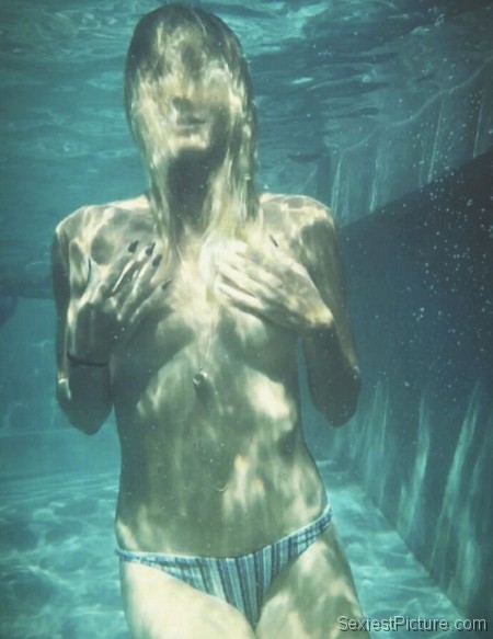 Sexy Celebrities Underwater