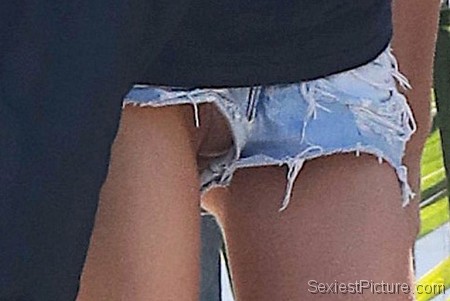 Stella Maxwell Pussy Wardrobe Malfunction