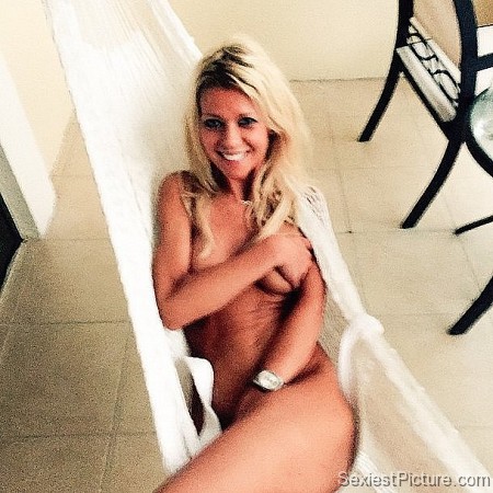 Tara Reid nude naked boobs big tits pussy hand bra Instagram