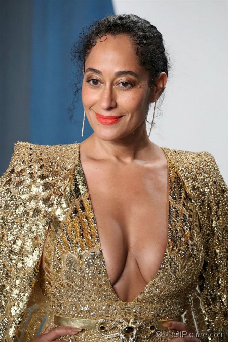 Tracee Ellis Ross Braless Boobs