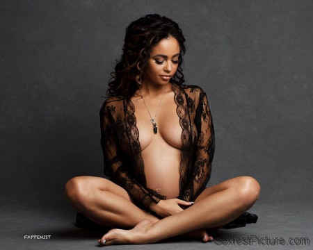 Vanessa Morgan Nude Big Tits Pregnant