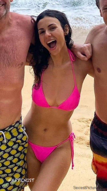 Victoria Justice Big Tits Bikini Body