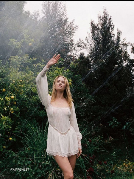 Virginia Gardner Nude Tits
