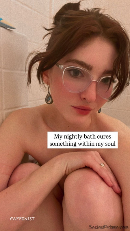 Willow Shields Naked Covered