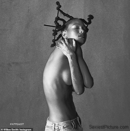 Willow Smith Nude