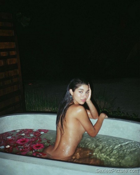 Yovanna Ventura Nude and Sexy