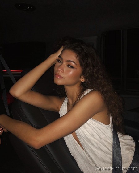 Zendaya Braless