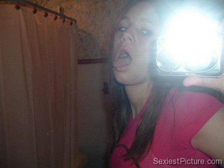 sexiest girl ever mirror shot