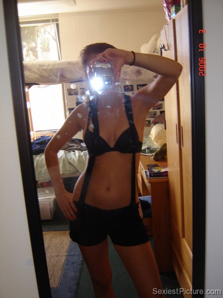 sexiest girl ever mirror shot