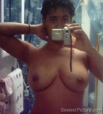 sexiest girl ever mirror shot